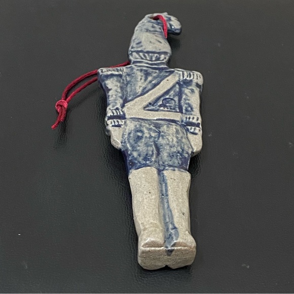 Vintage 1993 ROWE Pottery Salt Glazed Toy Soldier Christmas Tree Ornament - Picture 3 of 9